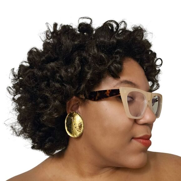 Vintage Large/Chunky Gold Tone Hammered Metal Textured Clip-On Earrings | 1.31" - Picture 1 of 4